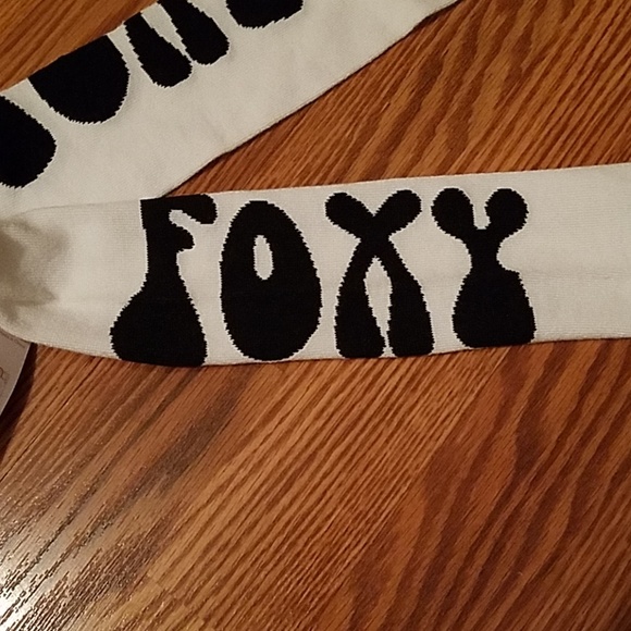 Xhilaration Other - NWT foxy socks